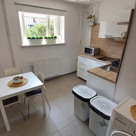 City Pine, Free Parking Appartement
